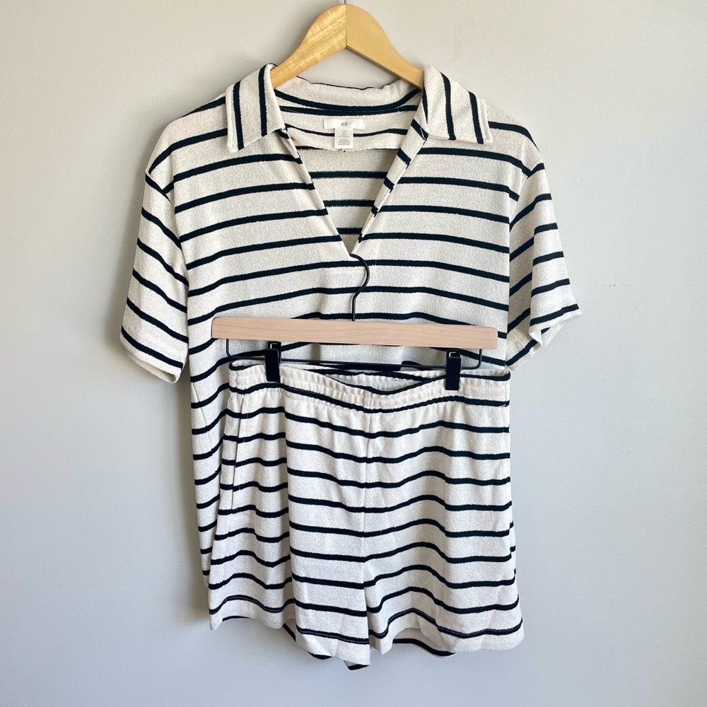 H&M White and Black Striped Short Set